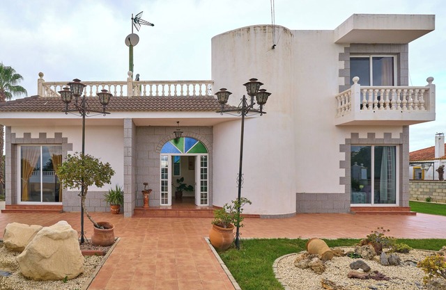 Villa 'Santa Ana' with Private Pool, Wi-Fi and Air Conditioning