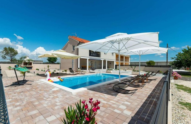 Villa Silentium with pool