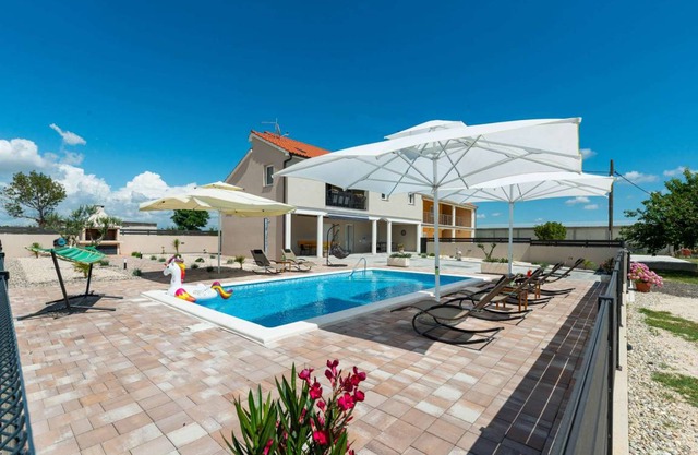 Villa Silentium with pool