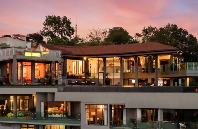 Villa Skyfall
