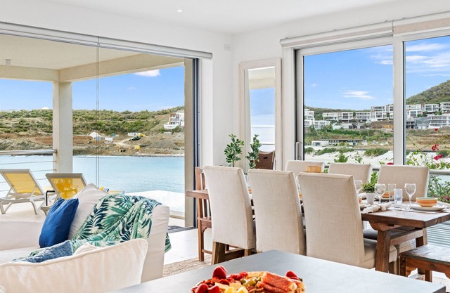 Villa Solandra – 3BR Oceanfront Sunset w/Pool