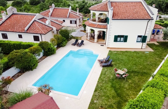 Villa Sophie, Atemberaubenden Rückzugsort fur 8 Personen mit Pool und Meerblickn
