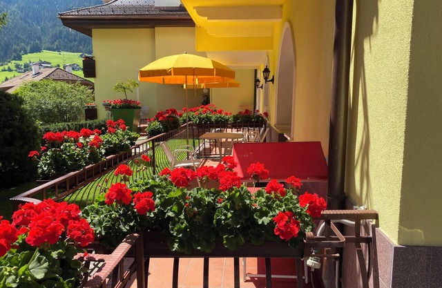 Villa Stella Apartment N52 near the ski lifts. Wi-Fi, terrace and garden