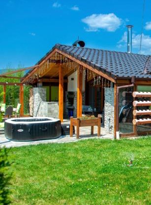 Villa Stemara with Jacuzzi near Pirin Golf
