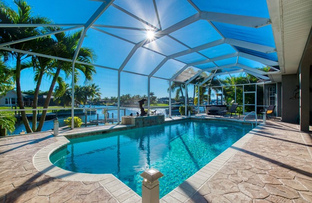 VILLA SUENO AMERICANO – HEATED POOL & SPA | GULF ACCESS | BOAT RENTAL + TOURS VOUCHER INCL.