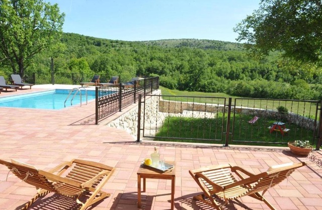 Villa Tijara near Trilj,with Pool