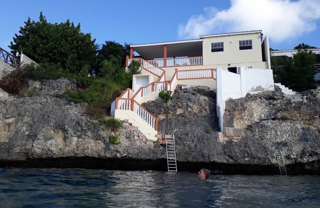 Villa Tortuga with a beautiful view of the ocean