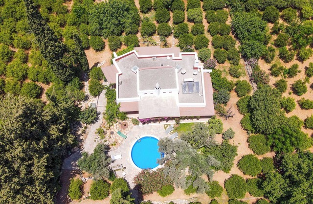 Villa Tranquil - Three Bedroom Villa, Sleeps 5