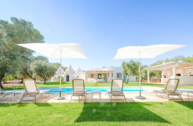 Villa "Trulli Eden 101" with Private Pool, Terraces & Wi-Fi