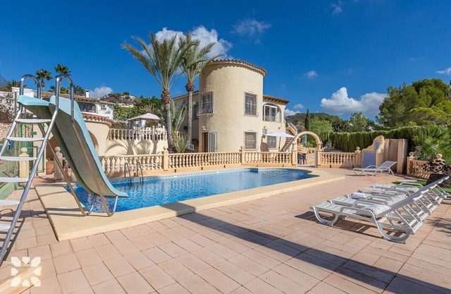Villa VENTURA by Abahana Villas