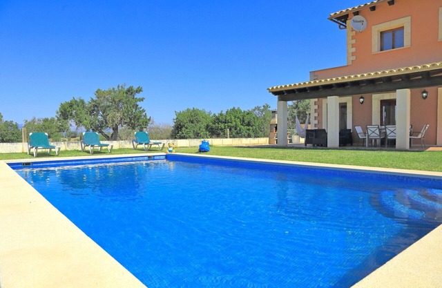 Villa Vernissa - Finca with large pool close to Can Picafort and the best beaches from the beautiful island !