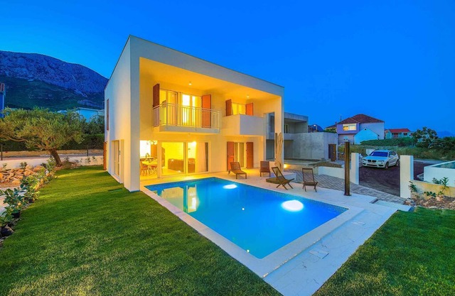 Villa Villa Tina **** with pool!