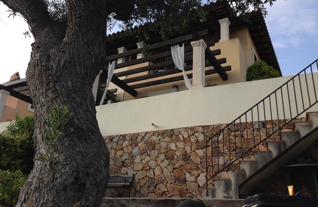 VILLA WITH AWESOME SEA VIEWS IN CALA LLEVADÓ