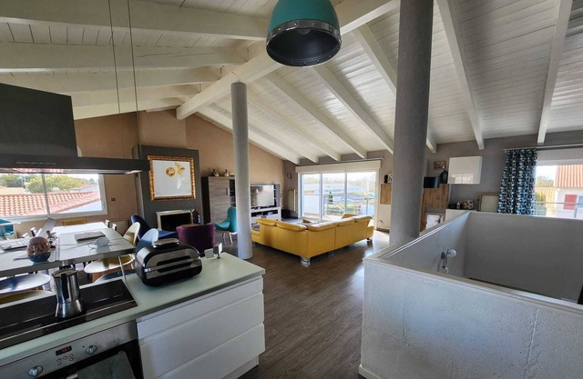 Villa with pool 10 minutes from the sea and various beaches
