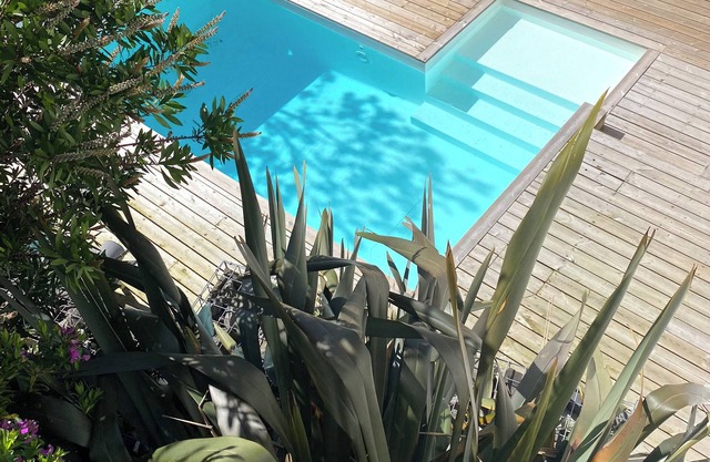 Villa with pool, 15 min walk from the beach