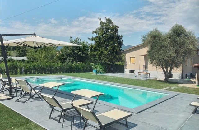 Villa with pool in the heart of Versilia