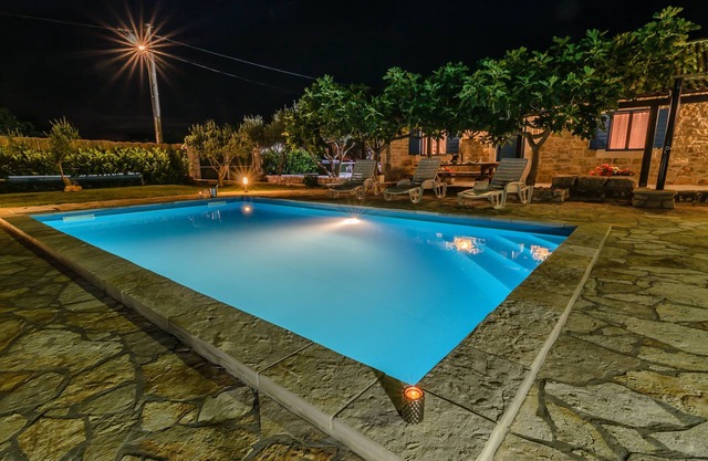 Villa with pool Jukic
