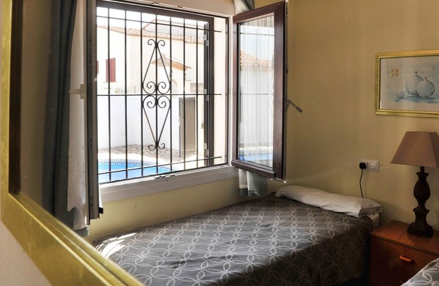 Villa with private pool and wifi.HUTG-000209