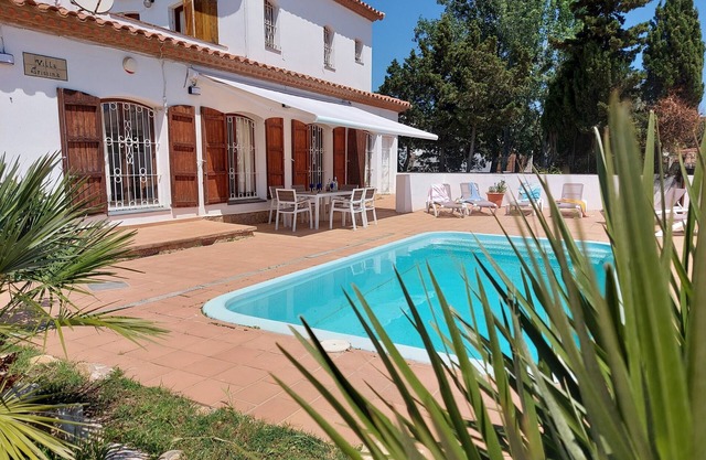 Villa with private pool 50 meters from the beach wifi unlimited internet access