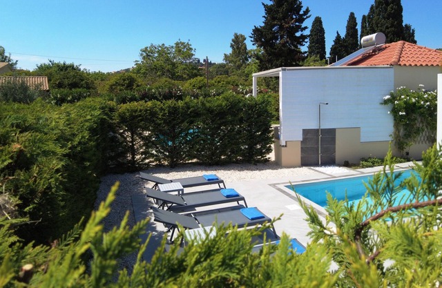 Villa with private pool in Svoronata near Avithos beach.