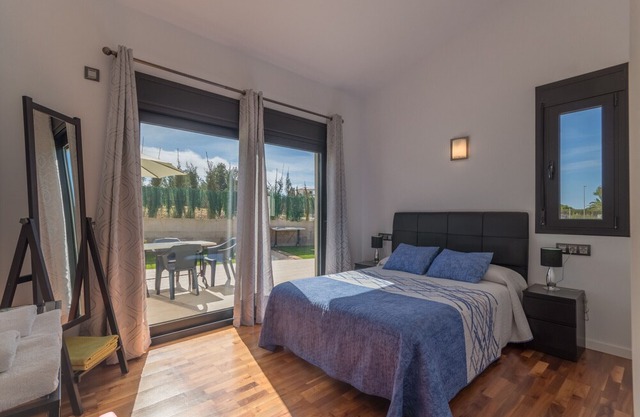 Villa with sea views with pool and mini golf, Llucmajor, Palma de Mallorca