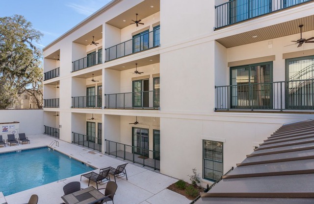 Village area, brand new luxury, one bedroom condo. FLETC Freindly