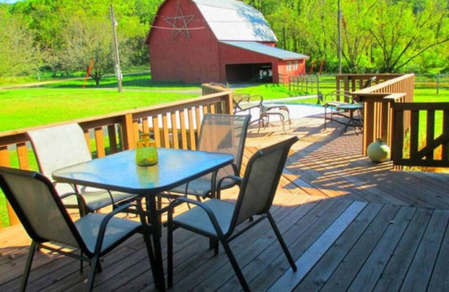 Village Creek Lodge - w/ hot tub