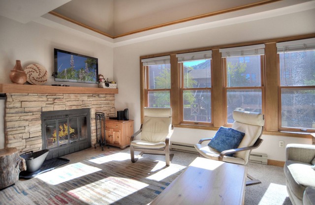 Village View Vista (#26) | Near FLC, Town, Trails & Golf - Pool & Hot Tub