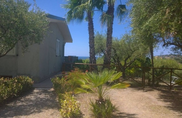 Villas in Capo Vaticano, Santa Maria area, panoramic position, near the sea