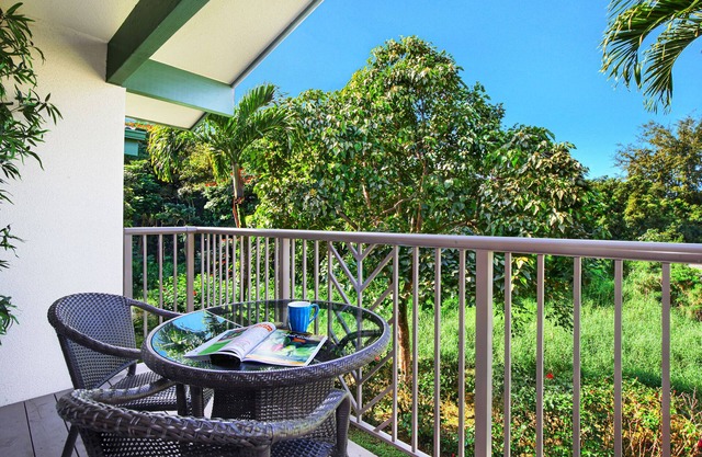 Villas of Kamalii 35: Cozy Condo w/AC, Shared Pool/Spa