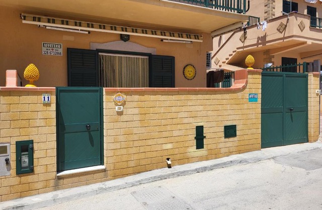 VILLETTA SCALA DEI TURCHI a SOLI 40 MT DAL MARE