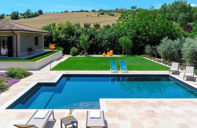 Villino Le Moie 4+2, Emma Villas