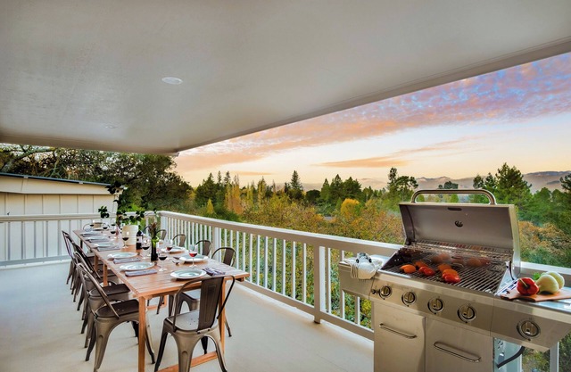 Vino Blanco by AvantStay | Private Wine Country Home w/Mtn Views & Deck