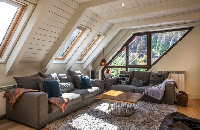 Vinyeta Impressive triplex apartment for 12p at the foot of slopes 1500 of Baqueira-Beret