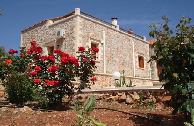 VIOLA SUITES,VILLA 2, with shared pool