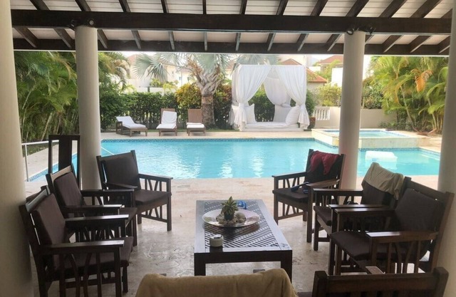 VIP - 3 Bedroom Elegant Villas at Lifestyle All-Inclusive Resort