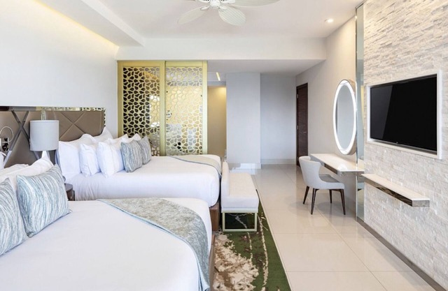 VIP Member Access💎Split-Level✨3BR Beachfront Luxury🏝️Private Terrace & Hammock