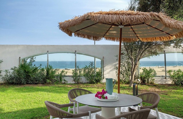 'Vista Mar' with Sea View, Wi-Fi and Air Conditioning