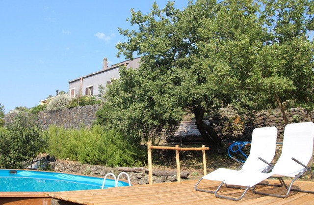 VOLCANO HOUSE with great view and relax pool. Old lava stones house renovated
