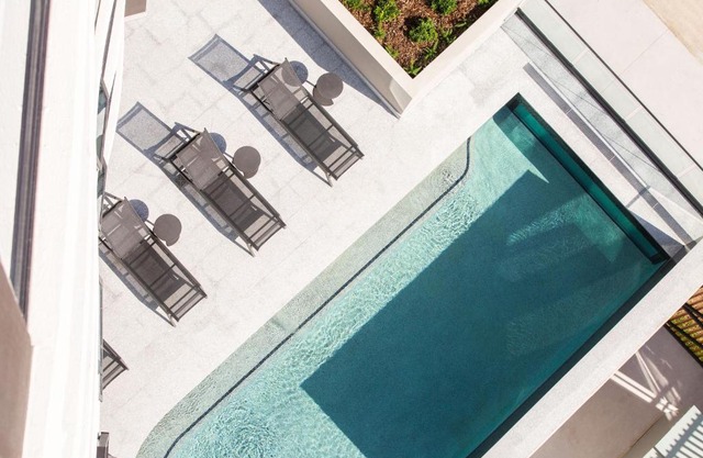 Vue Broadbeach - Official