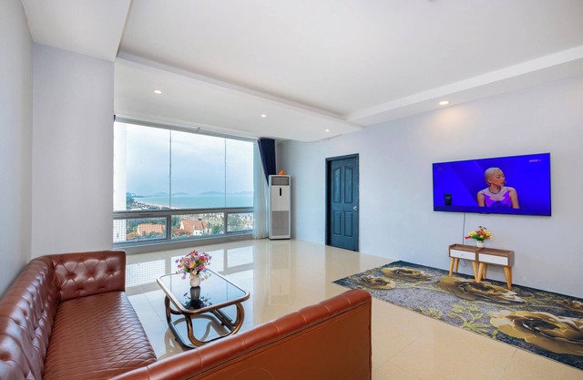 Vung Tau back beach seaview apartment1