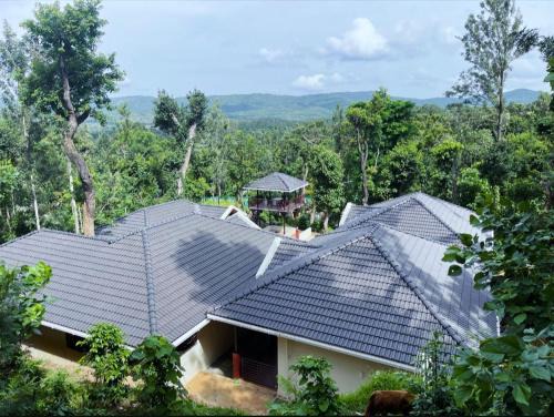 VV Farm Stay With Mountain View and Pool