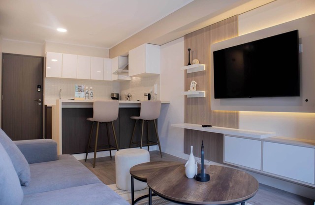 w* | Welcoming 1BR w/Balcony in Miraflores