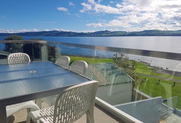Waimahana Apartment 8