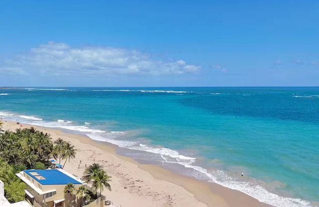 Walk 2 beach-Pool & free prkg[5 bdrm]/Chic&Stylish