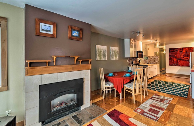 Walk to Town & Coast: Anchorage Condo w/Fireplace