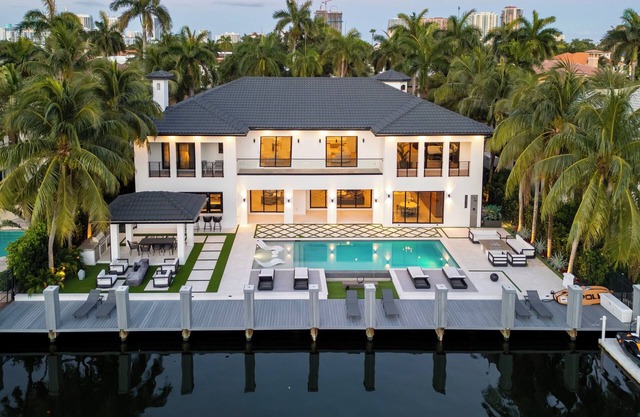Waterfront Home just steps away from Las Olas Blvd. and Las Olas Beach!