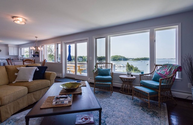 Waterfront Home with Stunning Water Views on Harbor Island, Central A/C, Kayaks & More!