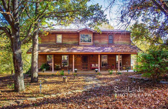 Waterfront Lake House on Table Rock Lake (Kings River Arm)