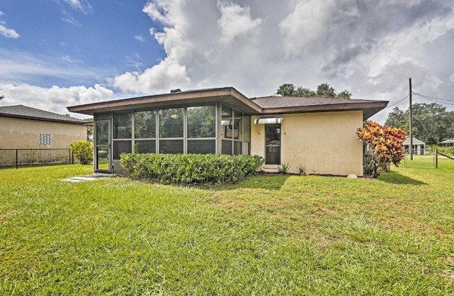 Waterfront Lake Placid Home with Dock and Kayaks!